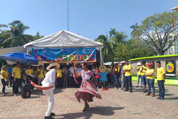 expomatematica2019-5458DCF21-603D-AAC5-5E6F-2E7C5BDF4B1A.jpg
