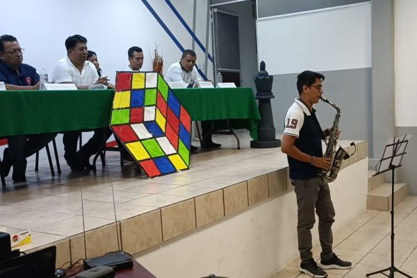 despedida95AB2287-0481-F56A-5B28-B022FBDCF9D3.jpeg